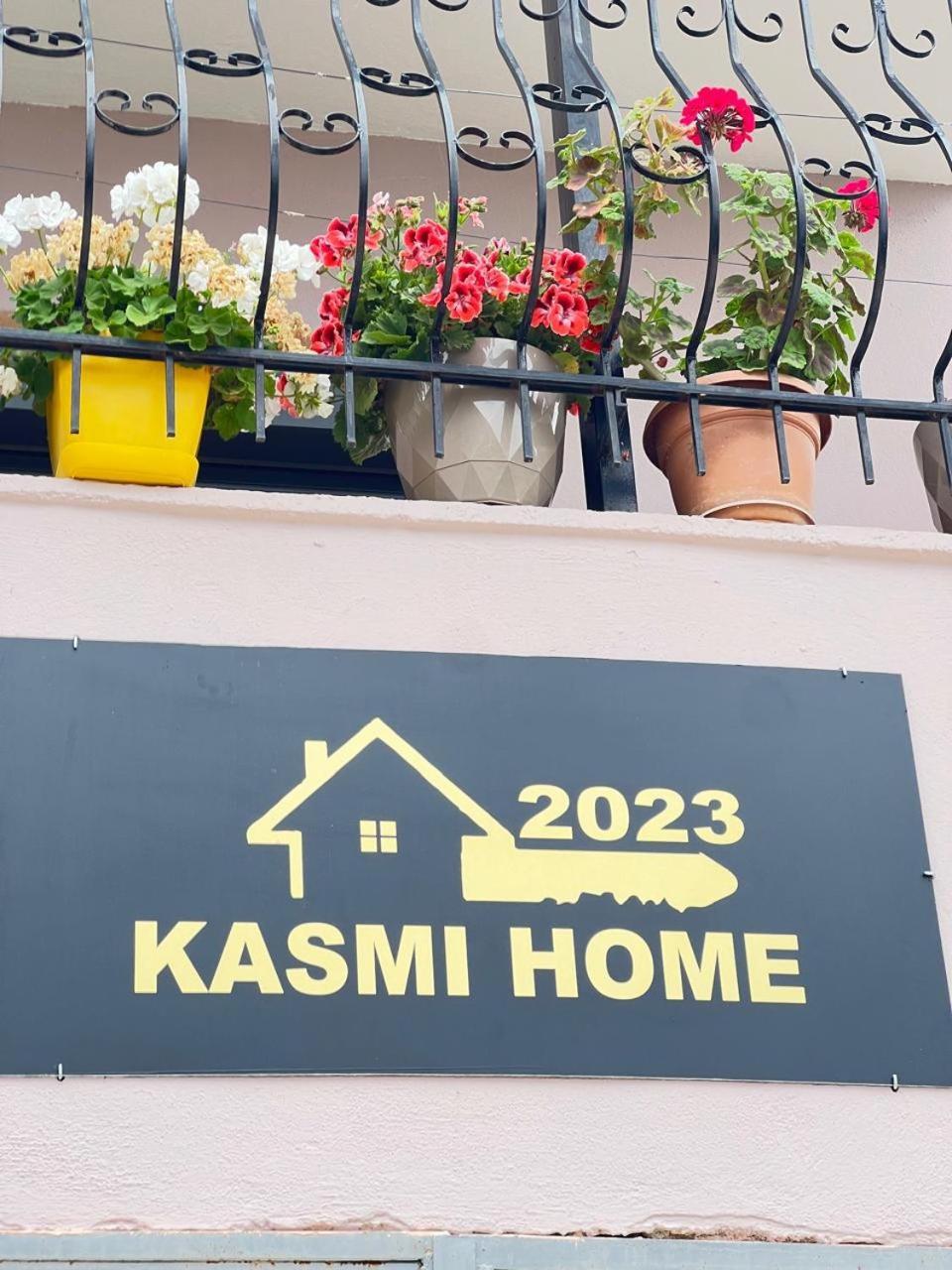 Kasmi Home กรูเยอ ภายนอก รูปภาพ
